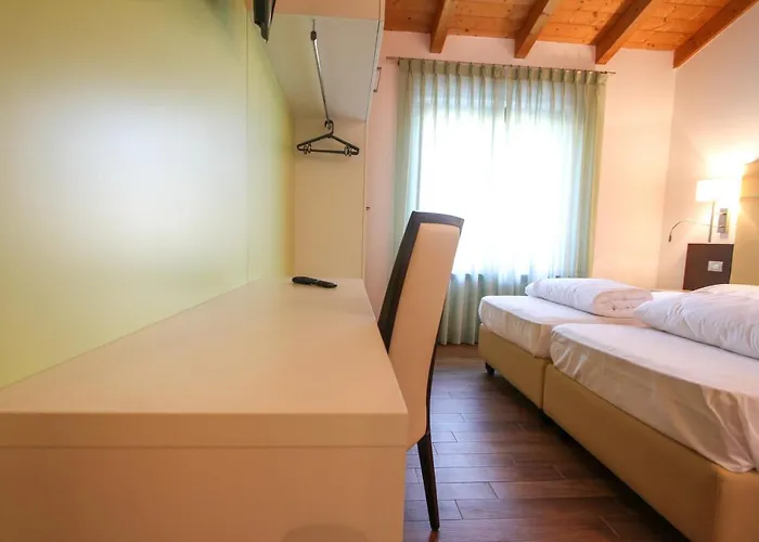 Pensionat Thai Orchidee Restaurant&rooms Garda (Verona)